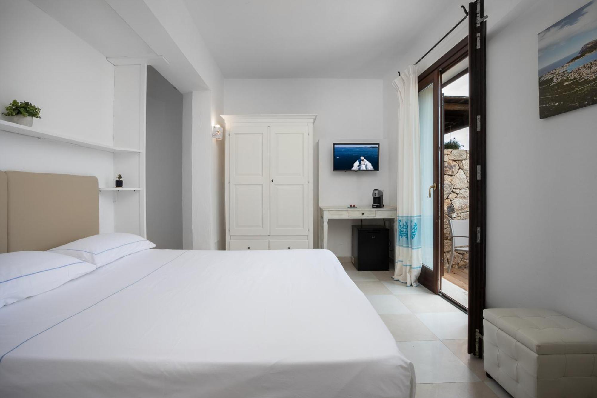 The Square Depandance Bed and Breakfast Cannigione Exteriör bild